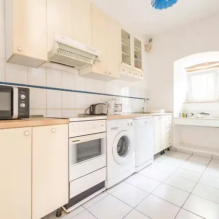 Дом отдыха House With Wifi - 23839 *