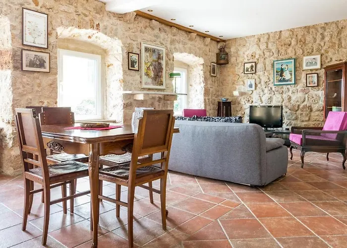 House With Wifi - 23839