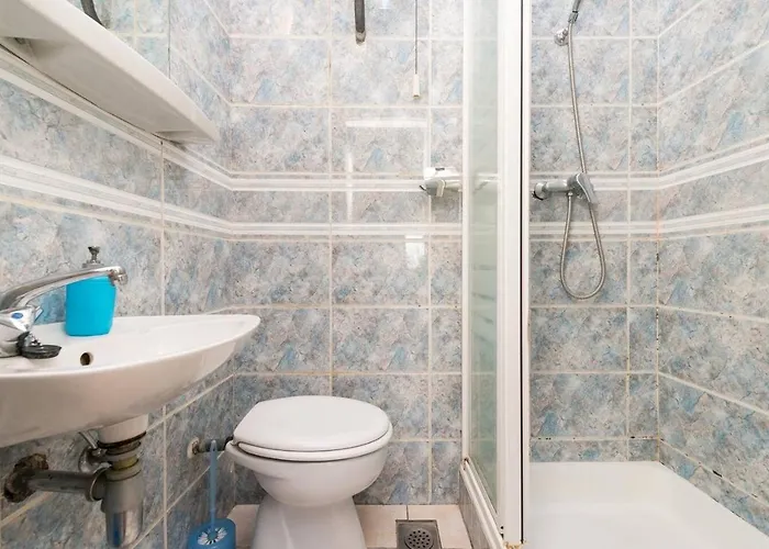 House With Wifi - 23839 بيت للعطل *